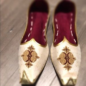 Men ‘Khussas’ , in brand new condition.